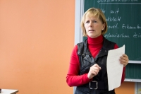 Berufsschullehrerin Frau Hase im Unterricht